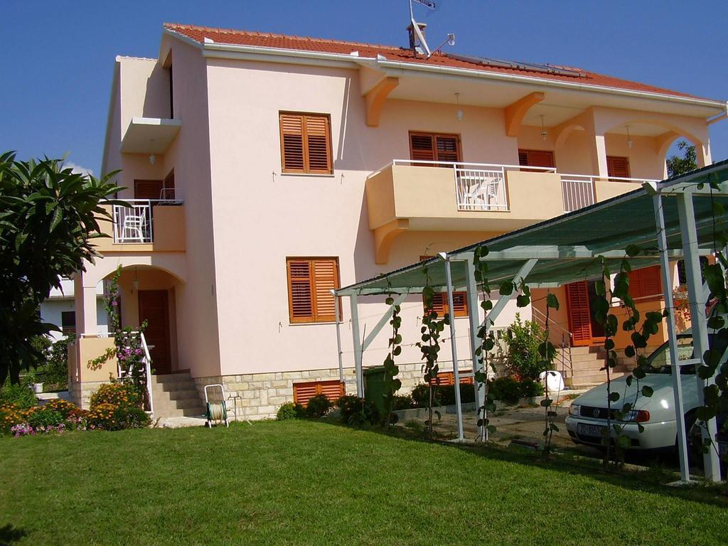 Apartments Vodopija 300M To The Beach Sveti Filip i Jakov Δωμάτιο φωτογραφία