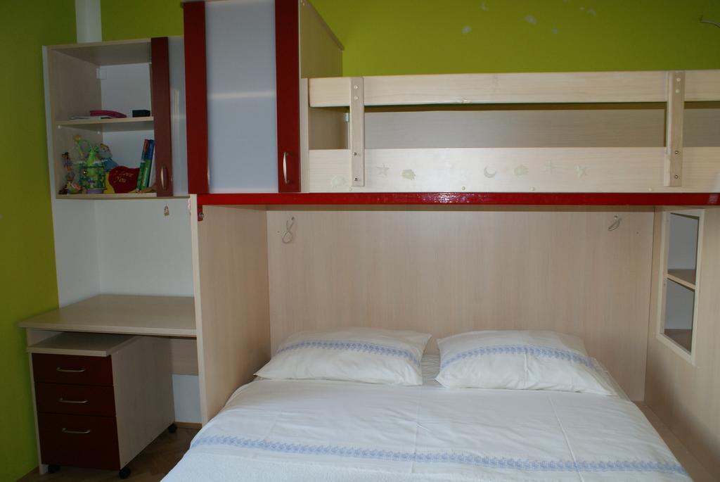 Apartments Vodopija 300M To The Beach Sveti Filip i Jakov Δωμάτιο φωτογραφία